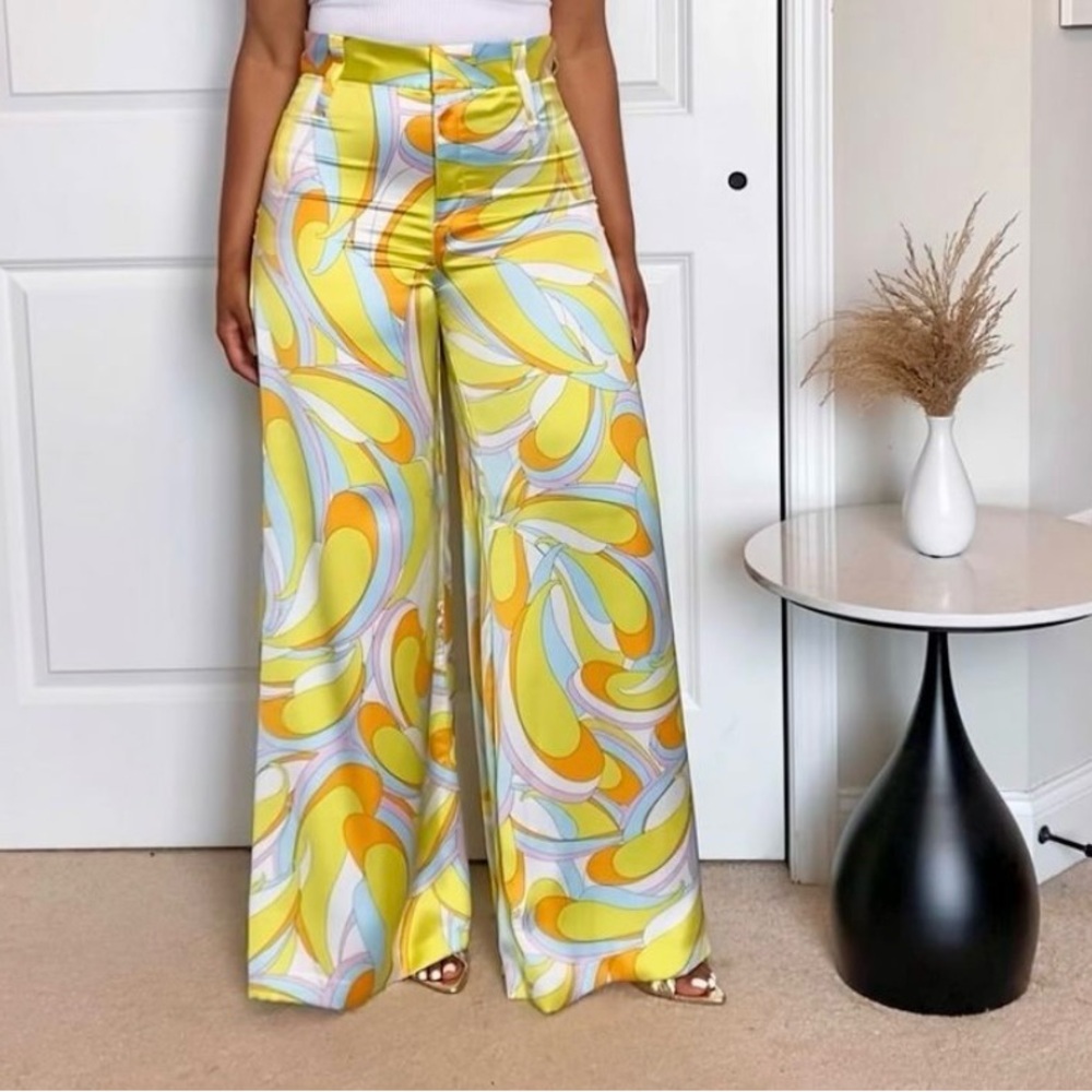 Zara Multicolor Abstract Pattern Pants - Picture 3 of 11